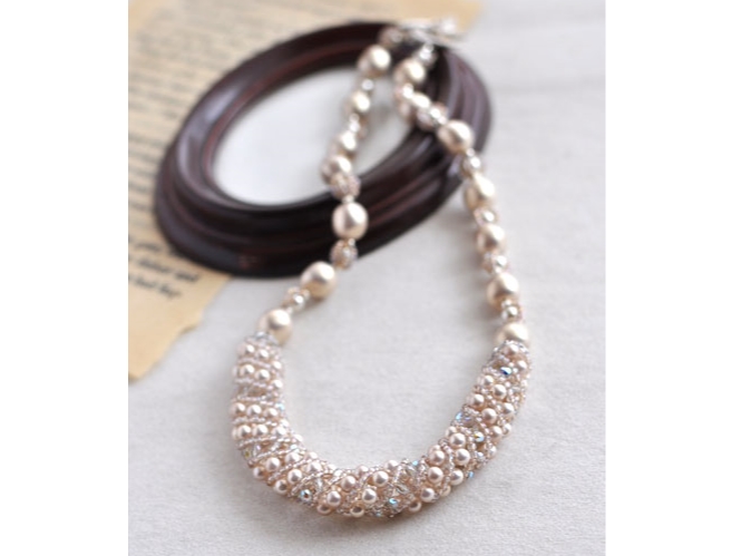 ̏ŉtpӂĂ܂Bcp̊lPgpAԊuĂ܂B}XN̒p肢܂B