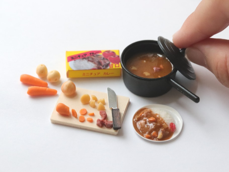 【ミニチュア☆カレークッキングセット】粘土から食材を作りカレーの調理工程を再現し...