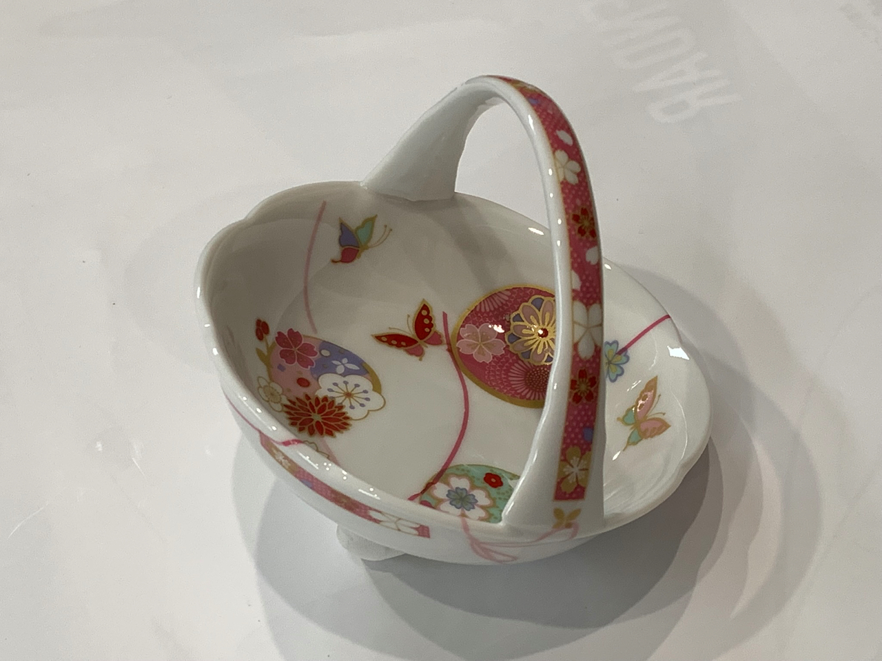 Ŏuꂽ̍iłBLfBƂBaXeLłB