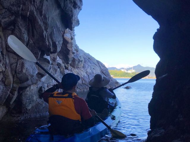 パドルの幅ギリギリのトンネルを上手にくぐれるでしょうか?☆