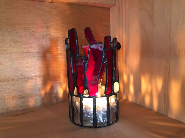 キャンドルを灯せばこんなに素敵な灯りです!