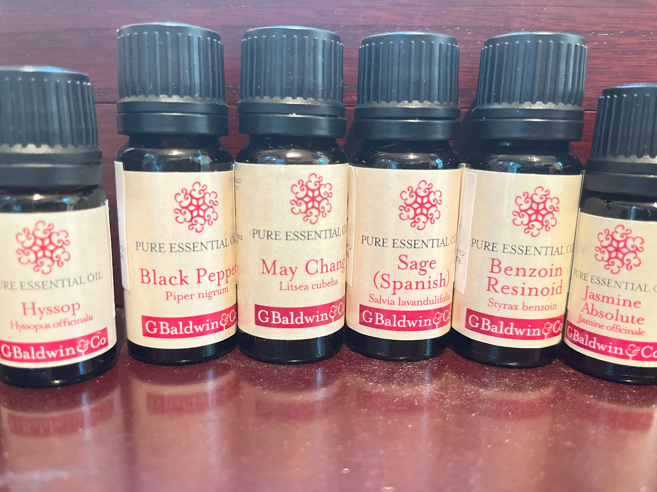 CMXł͗jHhECÂςȂւ̎g݂ƁA@BgȂƂĂ܂BHhEB͖̓DłB