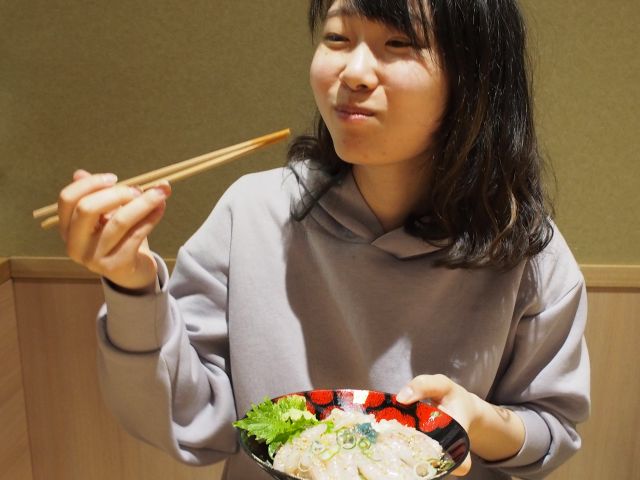 ん〜〜美味しい!!自分で作った丼は、格別の美味しさです♪