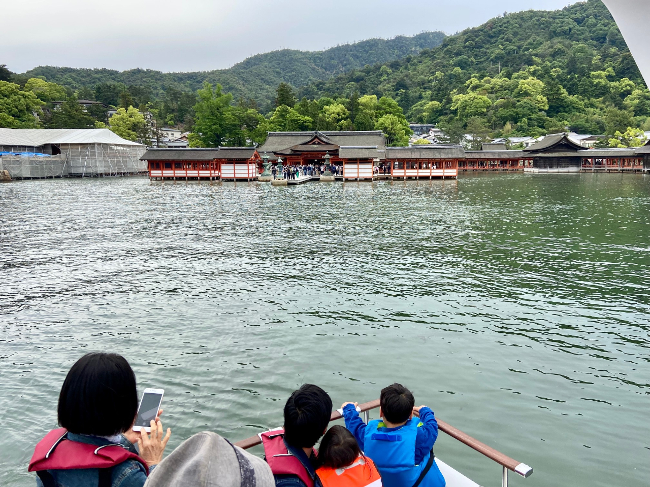 Ȃqܗp̃CtWPbgpӂĂ܂B@\񎞂ɂm点B