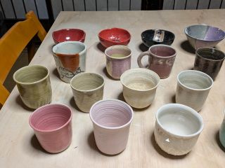 釉薬(色)見本です。