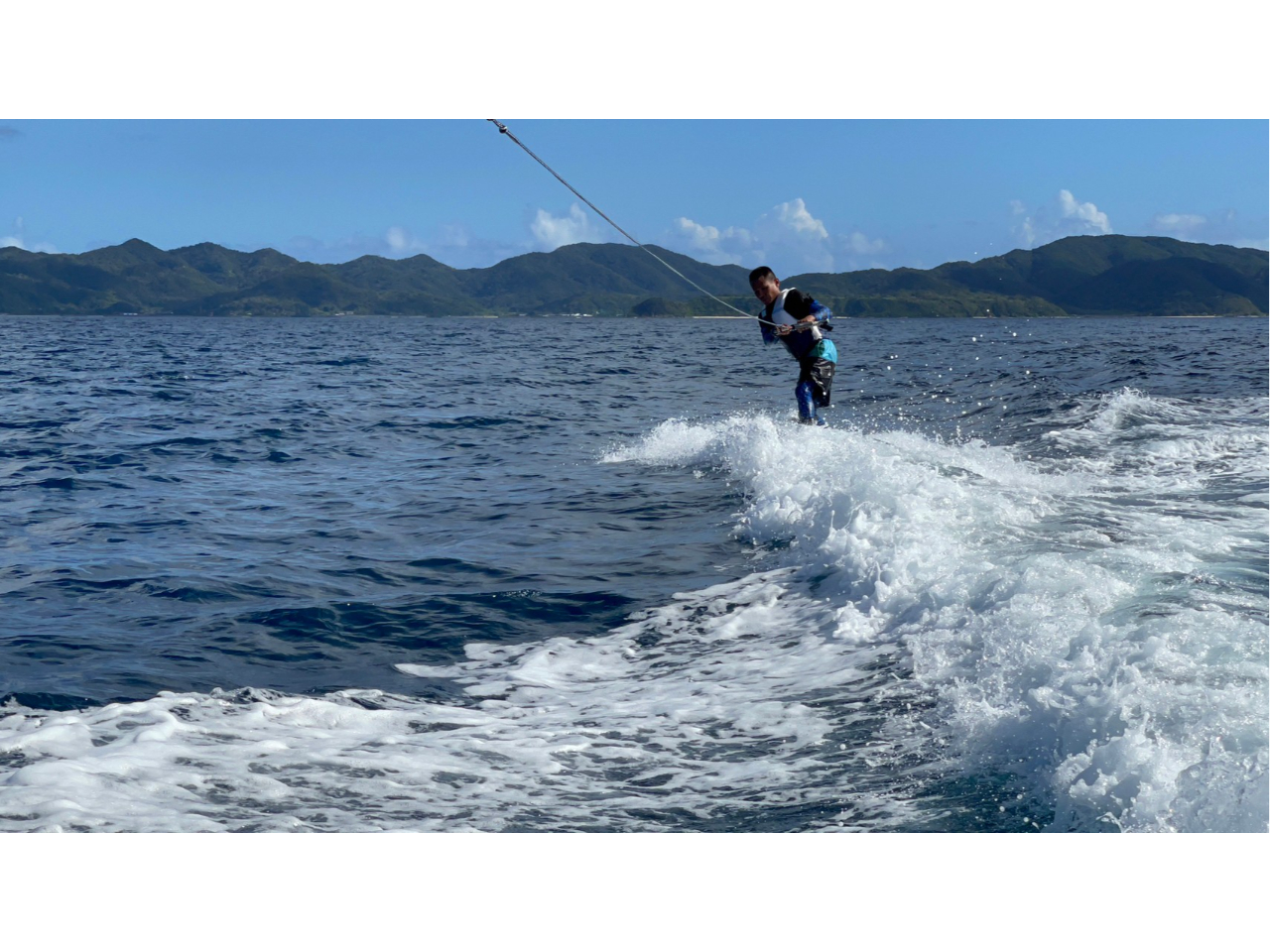 EFCN{[h̓`[^[Ɋ܂܂Ă̂Ő`WĉN`[^ĈŁA߂Ă̕⏗̕S