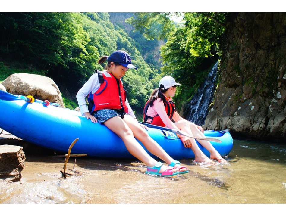 透明度の高い源流域の赤谷川でまったりと♪