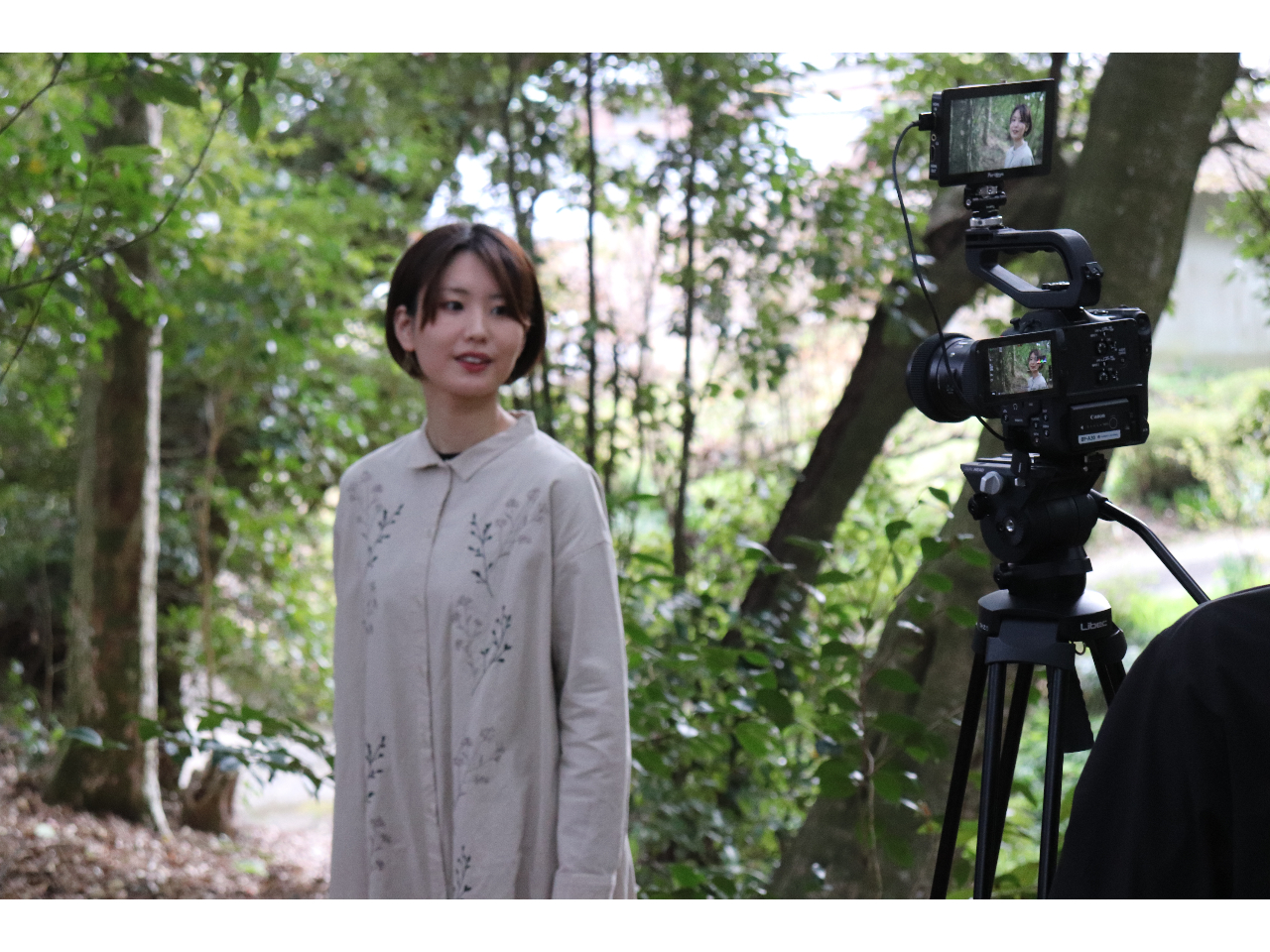 ユーチューブ コマーシャル撮影の一コマ 体験工房のCM撮りカット