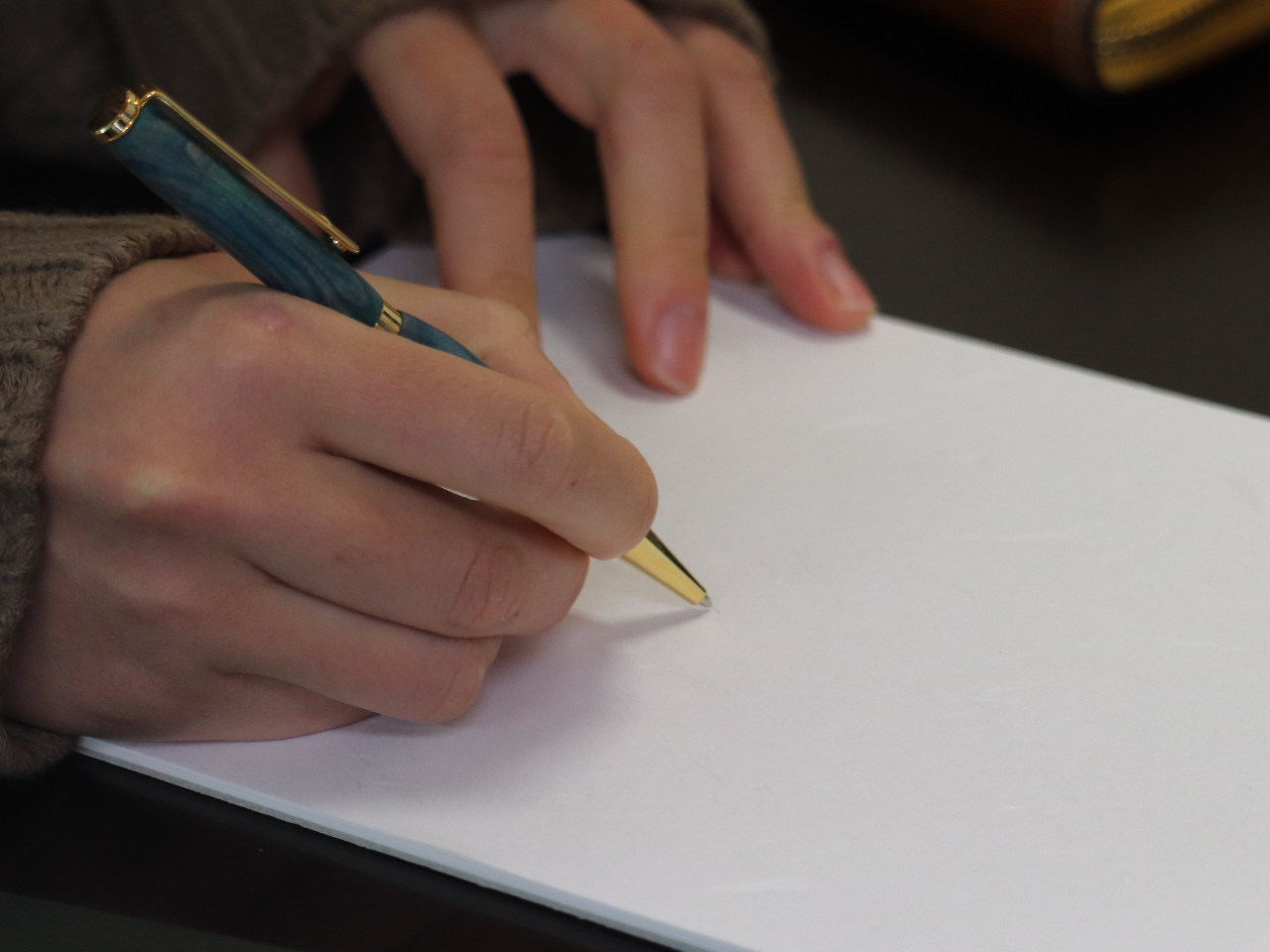 ペンクリップ部分は、一定の細さが必要ですが、持ち手の部分は、お好きな形で自由に作成できます。