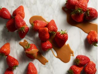 オプションとしてリッチキャラメル(バニラ風味焦がし練乳)100円ご注文いただけます♪