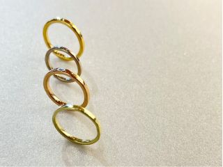 ゴールドもお好きな色を選んでいただけます(K18はイエロー、ホワイト、ピンク、グリーンの4色ございます)