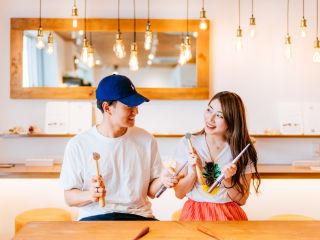 当日持ち帰りができて、簡単に体験できる手づくりの指輪屋さんです