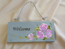 バラは書き順があります。お手本を見て練習して描きます。