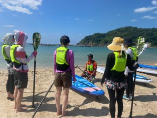 パドルの使い方レクチャー中!