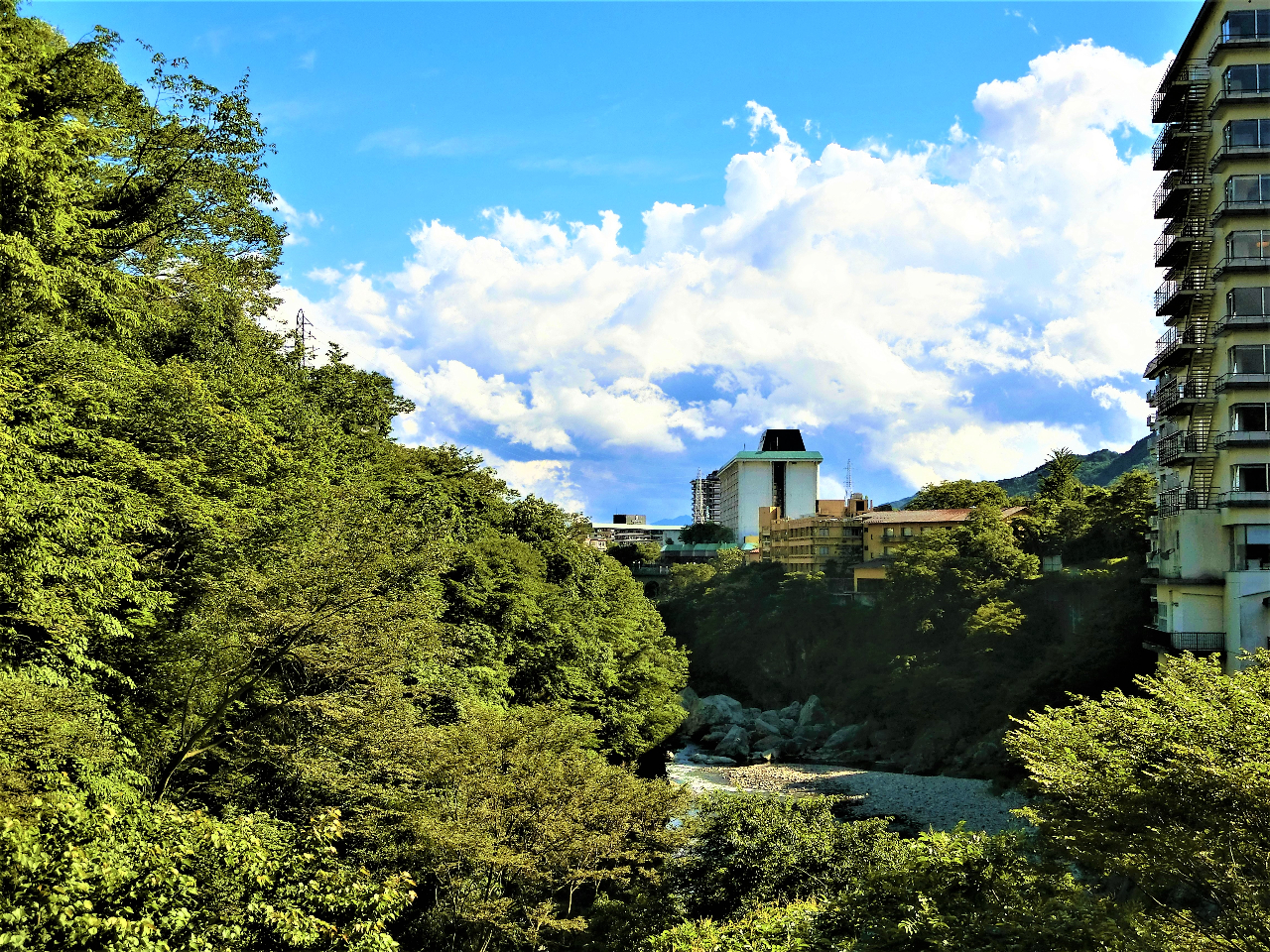 낪ˋɂ鑫uS{q̓v͐iI