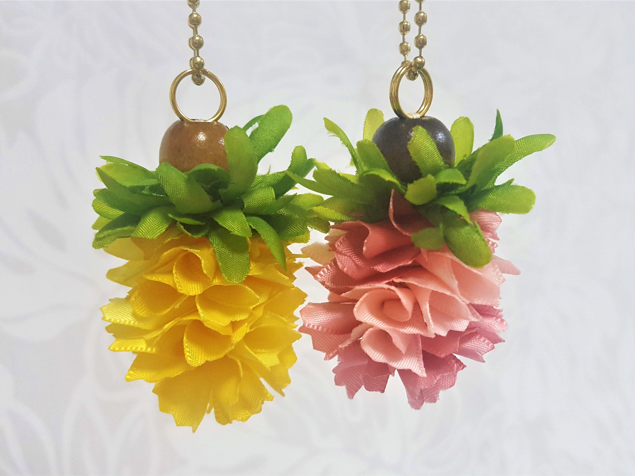 �C�G���[or�s���N�̂ǂ��炩�����I�т��������B