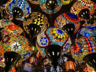 色とりどりのランプの灯りに癒されます