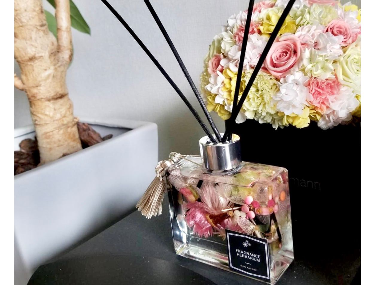 世田谷 フレグランスハーバリウム お花と香りの種類が選べる オリジナルディフューザー作り Flower Atelier Mon Favori じゃらん遊び体験 世田谷 フレグランスハーバリウム お花と香りの種類が選べる オリジナルディフューザー作り Flower Atelier Mon Favori じゃらん遊び体験