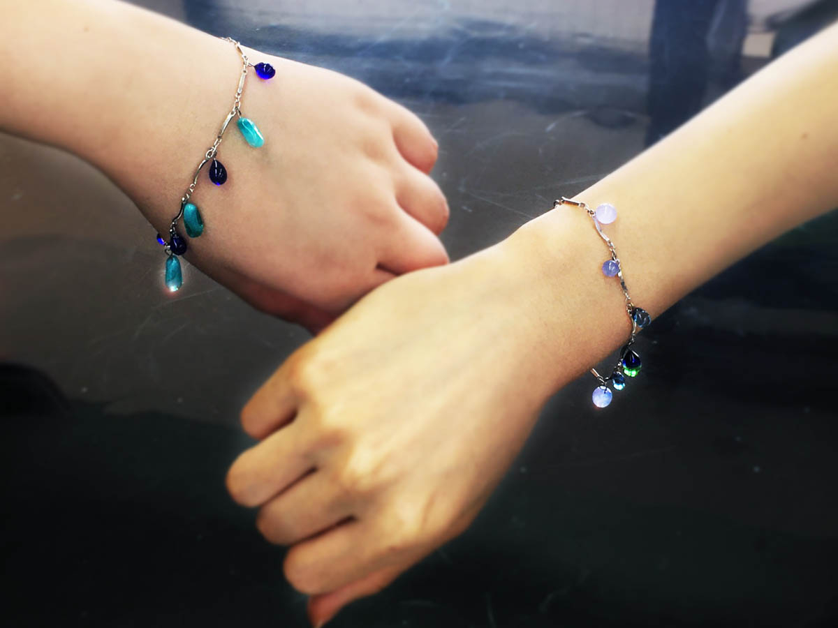 お友達同士で参加!二人ともブルー系でも個性はそれぞれ。