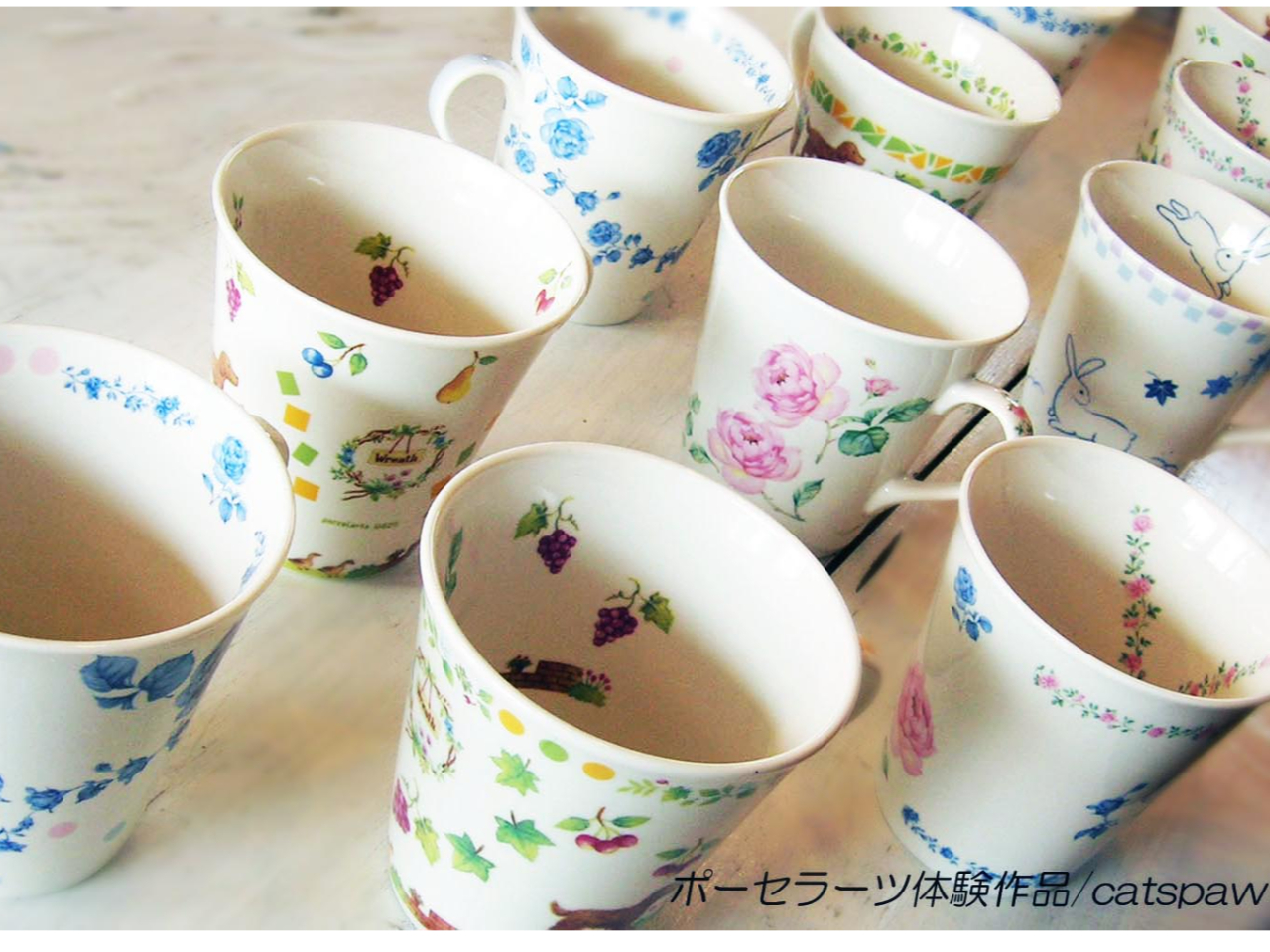 好きな柄のプリントを貼って作品作りを体験できます。画像の作品も生徒さんの体験作品!