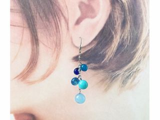 透明感のあるドロップガラスのピアス・イヤリングも自分らしいカラーで手作りできます♪