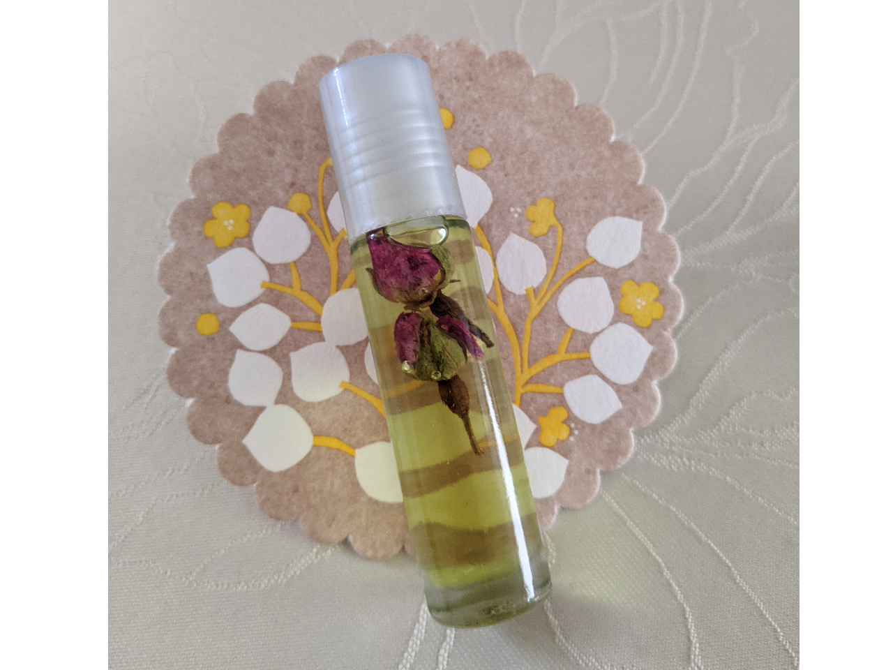 ロールオンアロマ 楽しく手作りアロマ体験 どなたも簡単 ファミリー 女性 カップルにおすすめ オンライン体験も Ruby Rosa じゃらん遊び体験 ロールオンアロマ 楽しく手作りアロマ体験 どなたも簡単 ファミリー 女性 カップルにおすすめ オンライン体験も Ruby Rosa じゃらん遊び体験