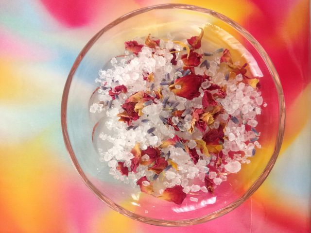 アロマバスソルト 楽しく手作りアロマ体験 どなたも簡単 ファミリー 女性 カップルにおすすめ オンライン体験も Ruby Rosa じゃらん遊び体験 アロマバスソルト 楽しく手作りアロマ体験 どなたも簡単 ファミリー 女性 カップルにおすすめ オンライン体験も Ruby Rosa じゃらん遊び体験