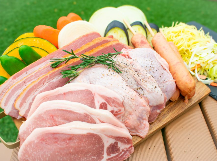 【土日祝】豚ロースステーキメイン!お手軽食材+BBQ器材コース_2026