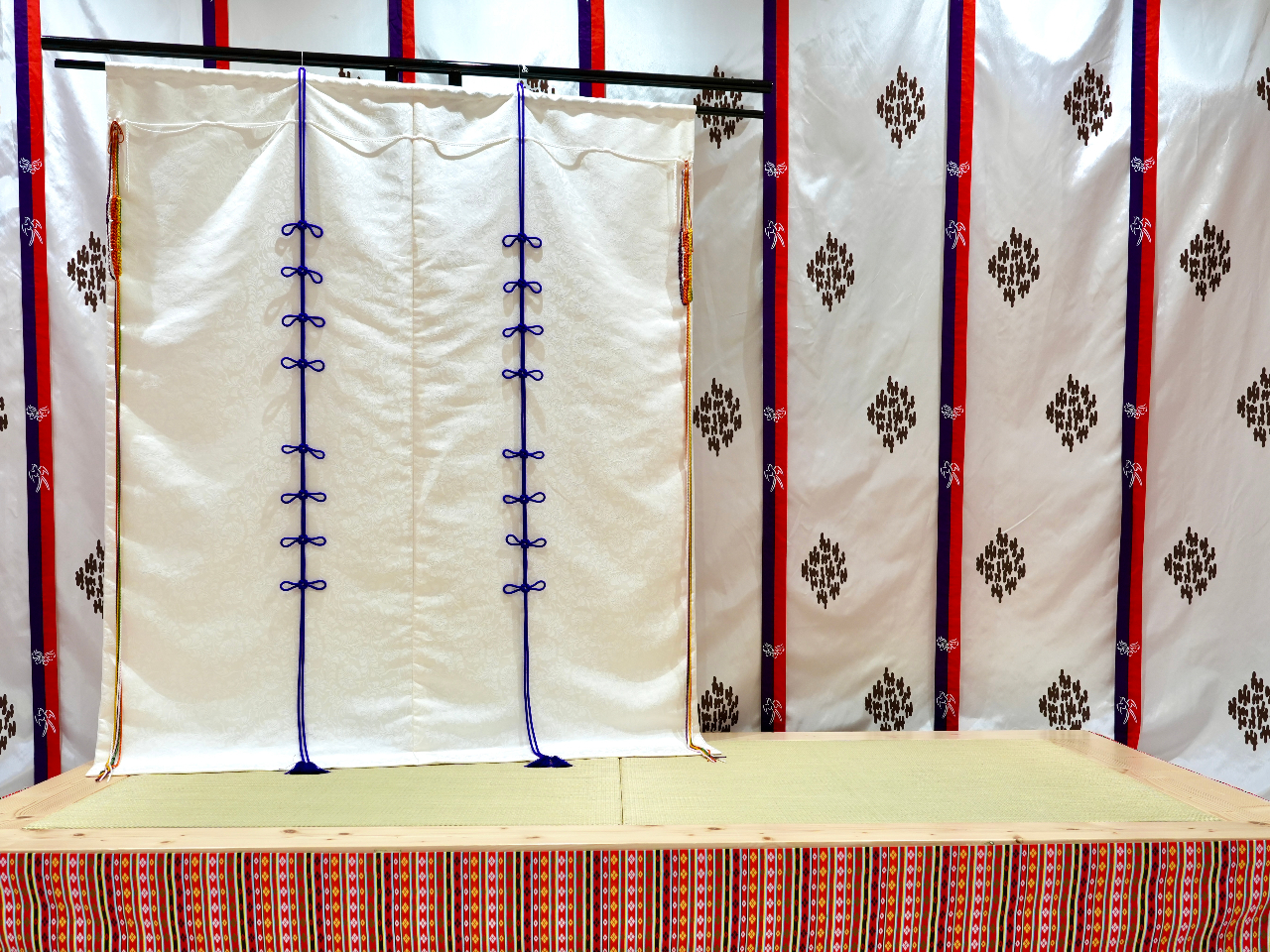 人気のメイン背景はこちらです。