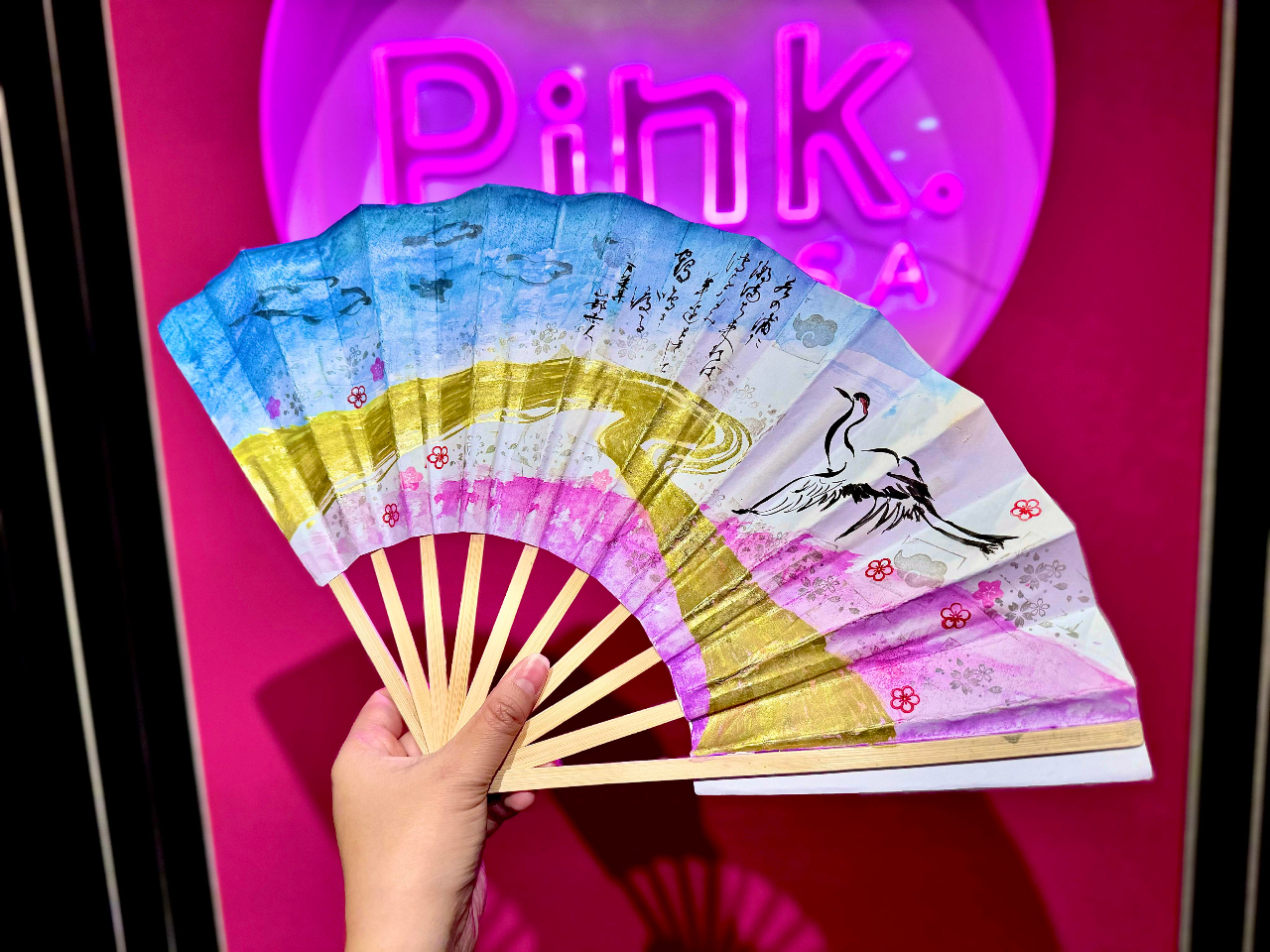 東京・浅草】 アート扇子・うちわの絵付け体験 オリジナルのアート扇子