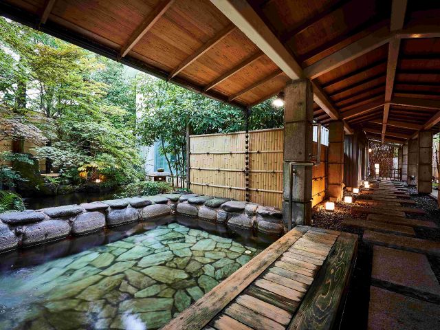 【月照の湯】1階露天風呂