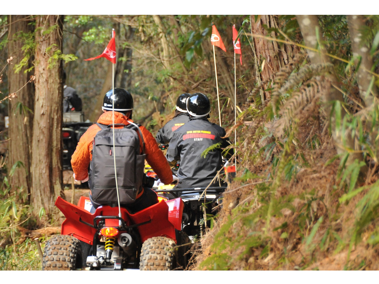 ARR[XSփoM[łЂiݑAI񂷂邱ƂȂ90𑖂邽߁Au̐ǂȂẮHvNN~܂܂B