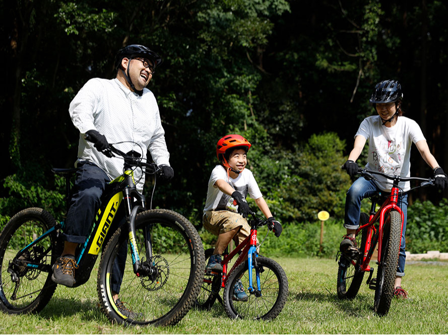 ^ԗ́Aqll啿ȑlp܂ŖLxȃCibv𑵂Ă܂B̑̌^ɂTCY̎ԗIт܂B