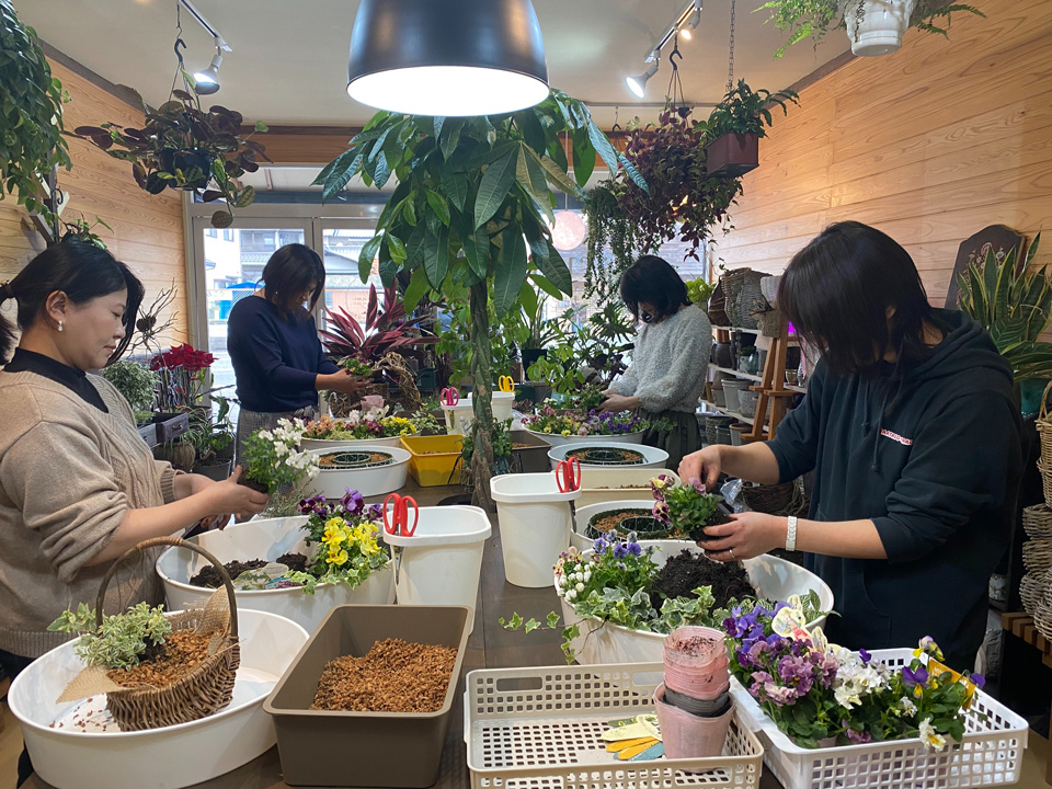 AɐGȂyŐAĂ郌bXił