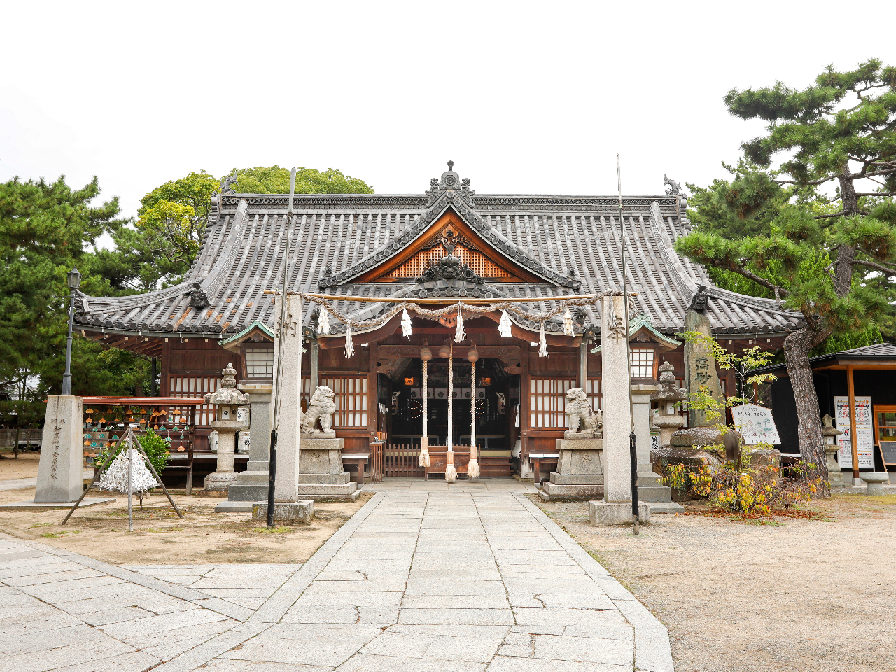 �w�ȁu�����v���˂̒n