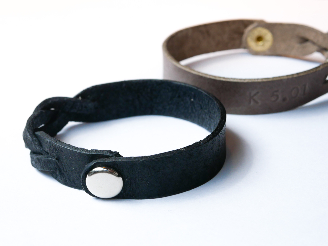 bracelet̓{^^Cv(olzbN)̋ł