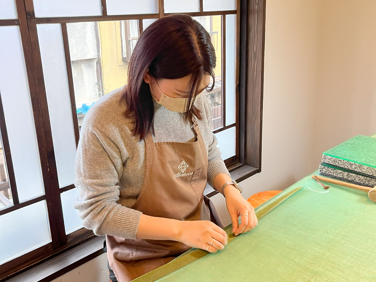 �V�����_�[�o�b�O�̃V�����_�[�x���g������Ă���Ƃ���ł��B