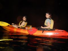 ちょっとドキドキ 夜の海も気持ちいいよ