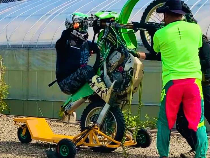 ⏕t܂Bŏ͕|łAƘrL΂܂傤I