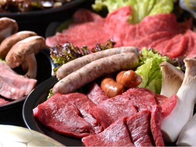 詳細:牛肉・あぐー豚肉・鶏肉・野菜・焼きそば調味料・場所代・炭・機材込み