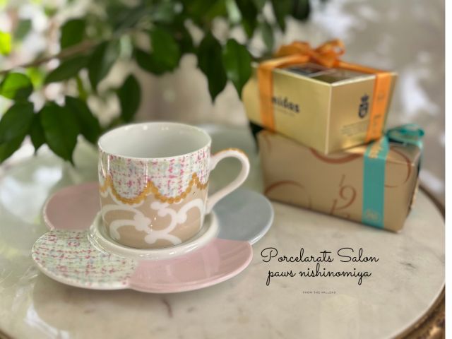 お茶碗もかわいく!初級の方ならレッスン内で2個完成。お茶碗1個追加は+1000円。時間が余ればお湯呑み追加も可能です。同じく+1000円。