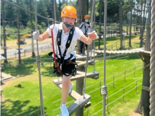 最高8mの高さのエレメントを周るチャレンジコース