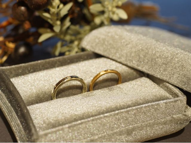 リングBOXもプレゼント♪BOXのデザインは変更になる場合がございます。