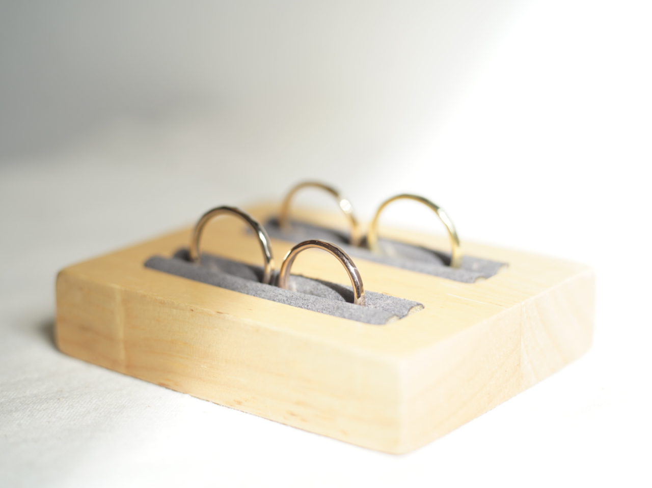 K18̓J[oG[V܂BsNACG[AO[AzCĝSFB