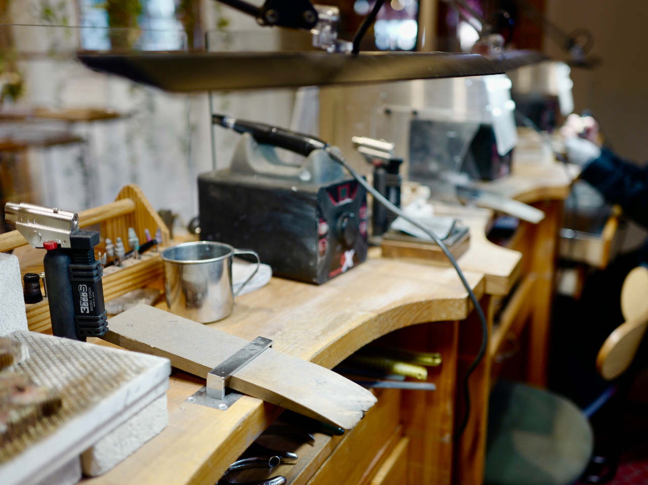 �Ō�͐E�l�������J�ɂ��������A���q�l�ɂ��n���������܂��B