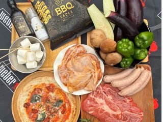 ・お肉3種・野菜類3種・グリルピザ、マシュマロ、オリジナルBBQポテトチップス付き