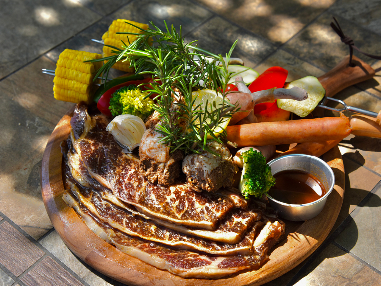 TFG Premium\[Z[W̓v~A聚