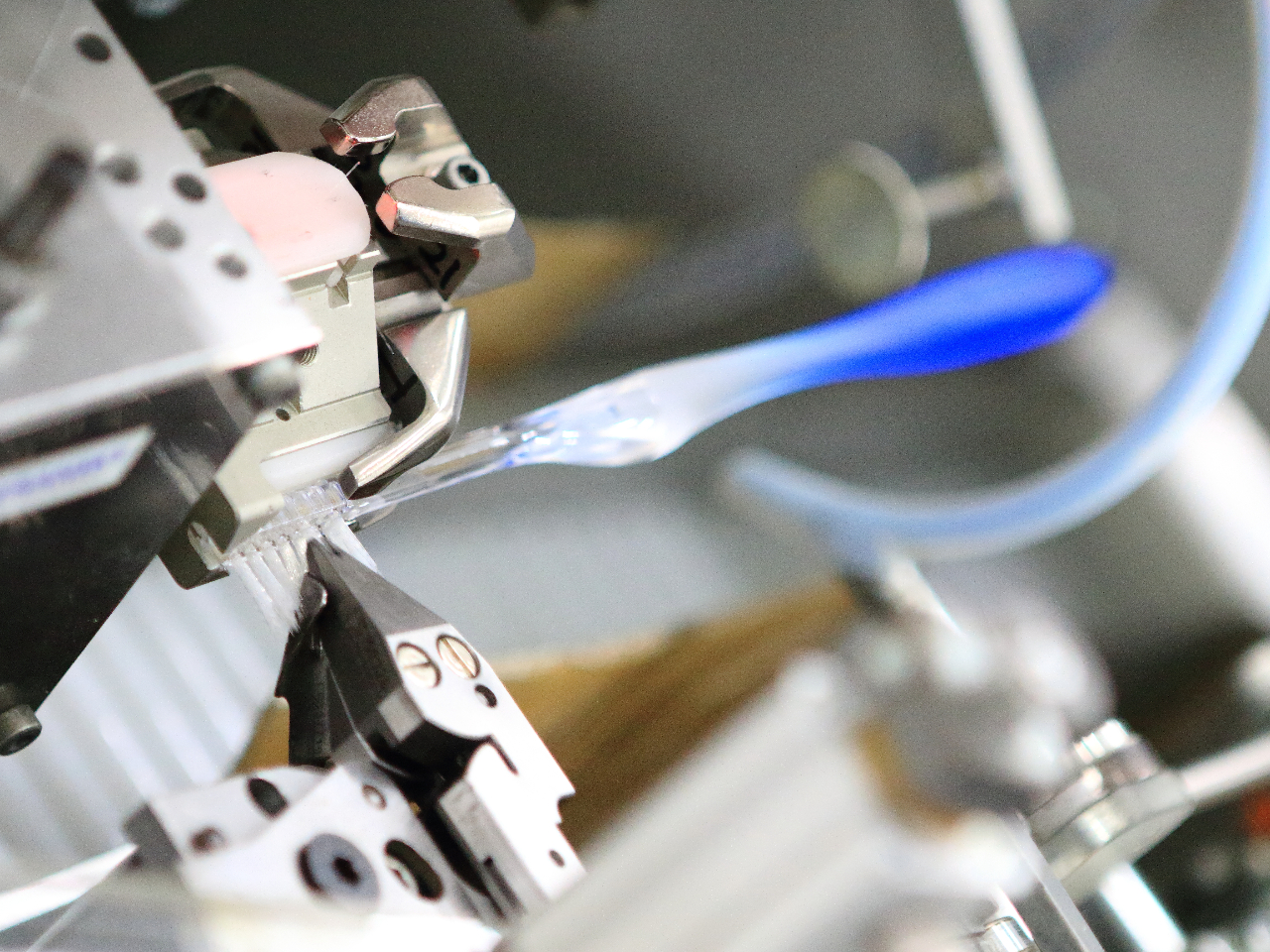 �����g���g�߂Ȏ��u���V�̐A�ѕ��i���ԋ߂Ɍ���A���i�͂Ȃ��Ȃ��ł��Ȃ��̌��ł��B