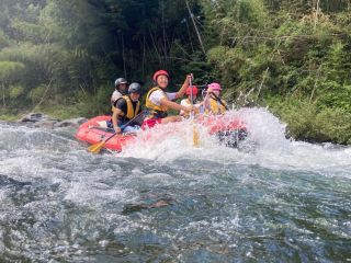 友達家族で貸切ラフティング!
