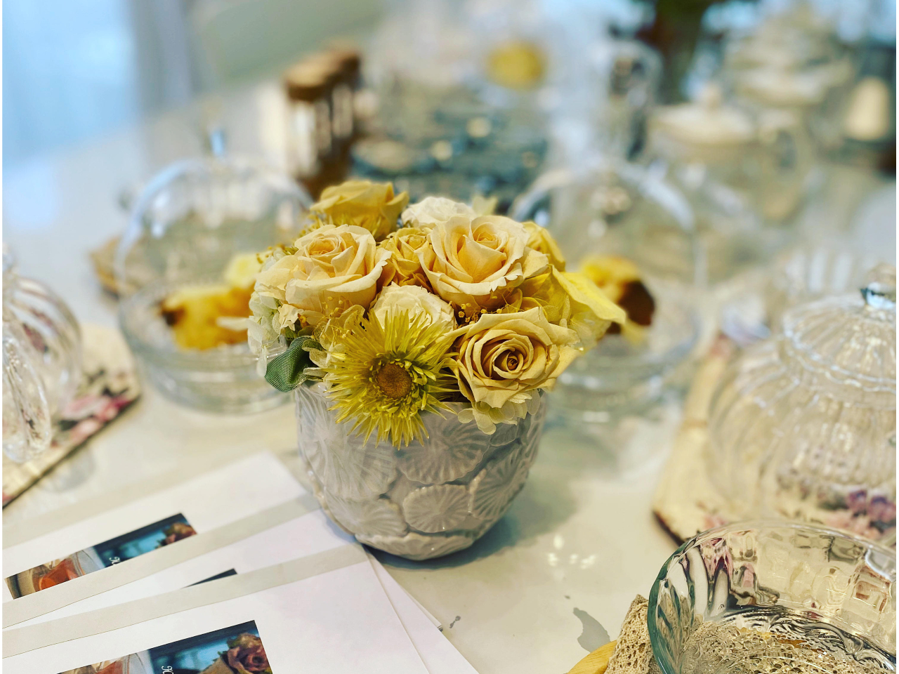 セッティングされたテーブルでハーブレッスンを体験&癒されてください!